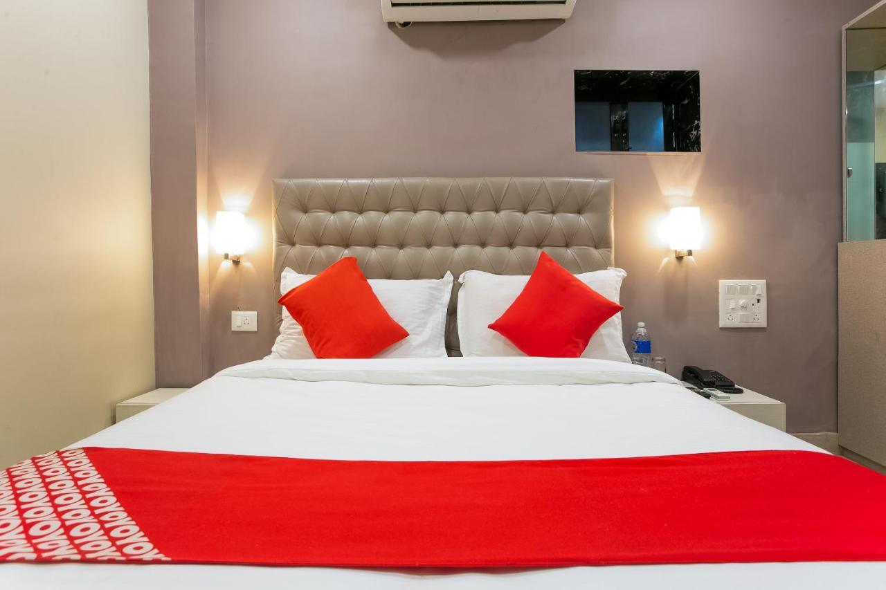 מומביי Oyo 62882 Villa Palace מראה חיצוני תמונה
