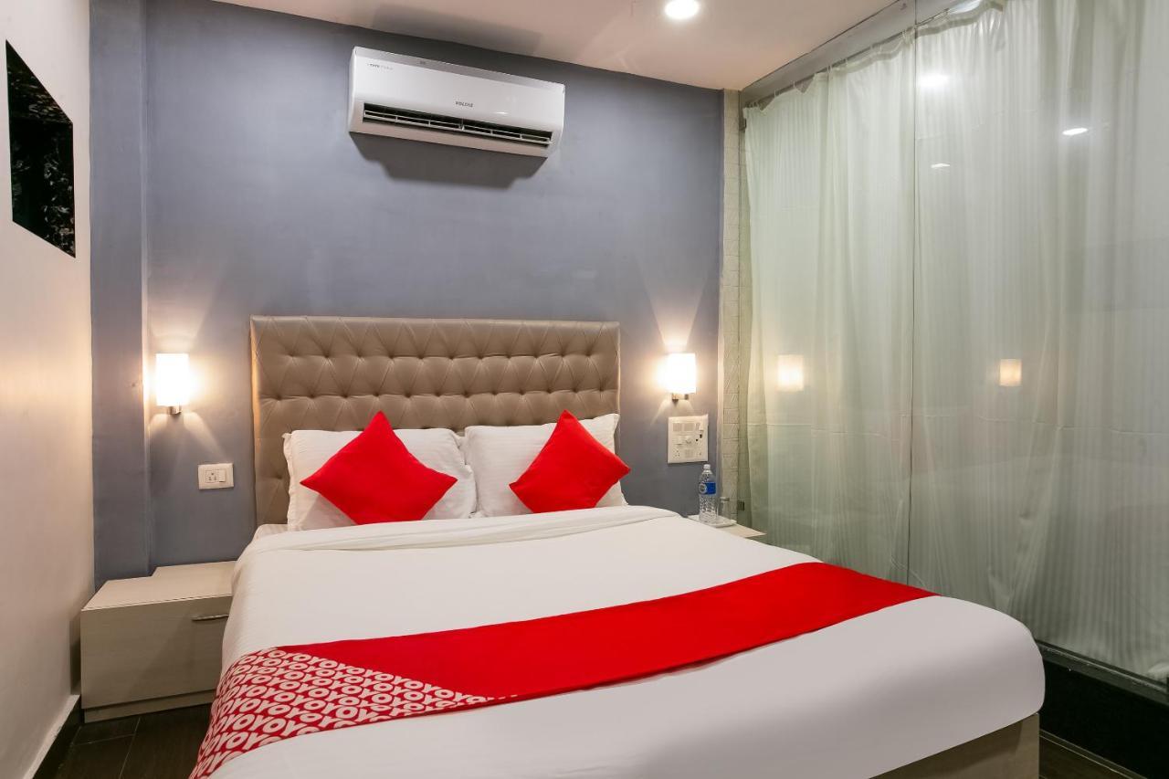 מומביי Oyo 62882 Villa Palace מראה חיצוני תמונה